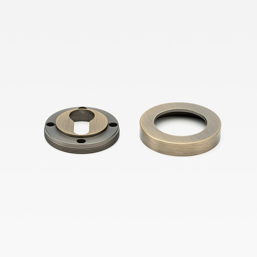 Escutcheon Euro Aged Brass — view 3