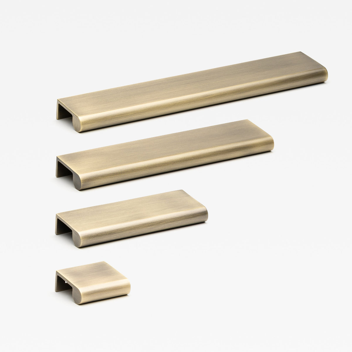 Lincoln Pull Aged Brass — view 1