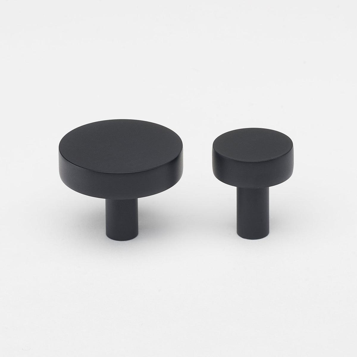 Ascot Knob Black — view 3