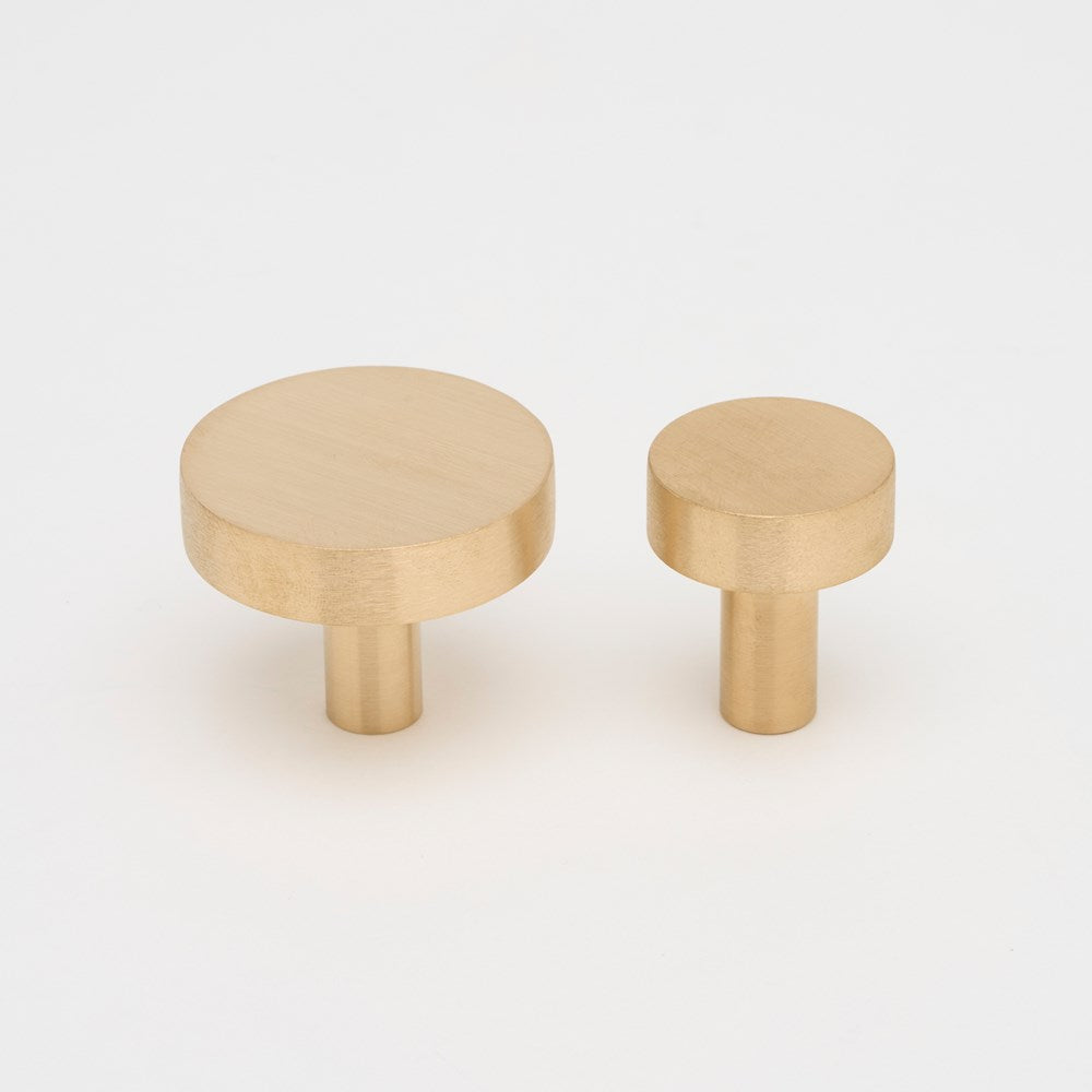 Ascot Knob Live Brass — view 1