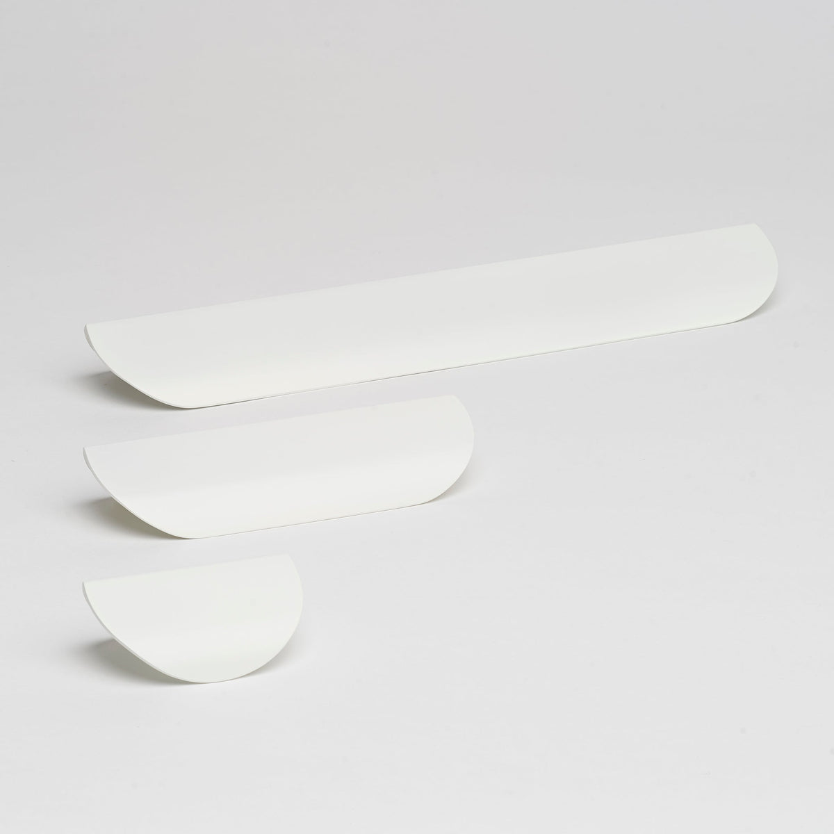 Carlisle Pull White — view 1