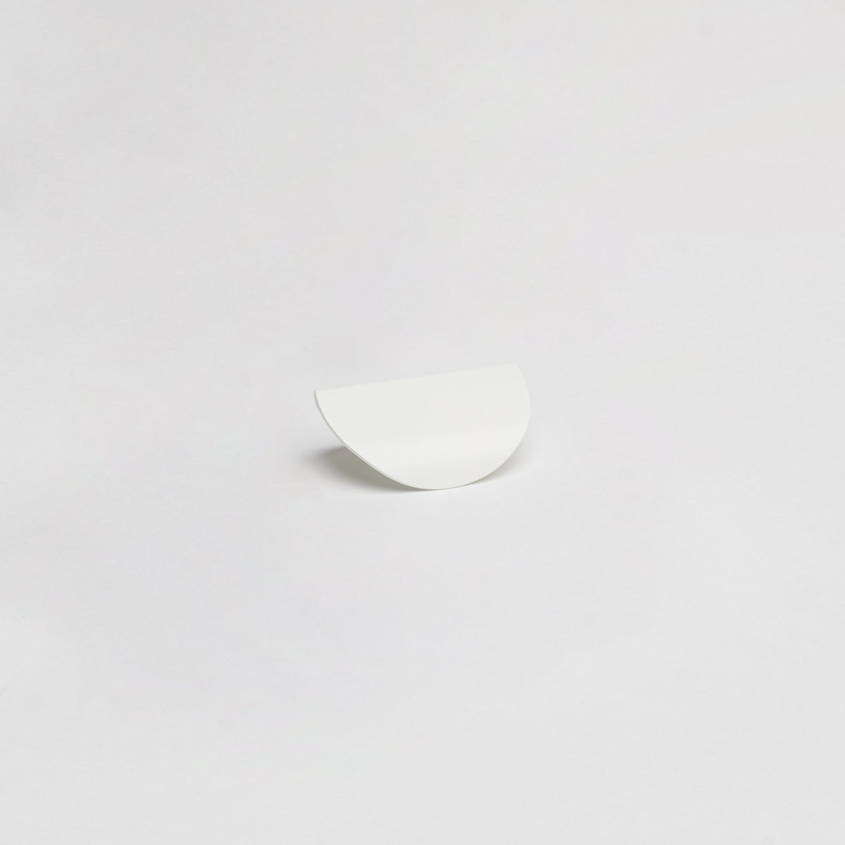 Carlisle Pull White — view 3