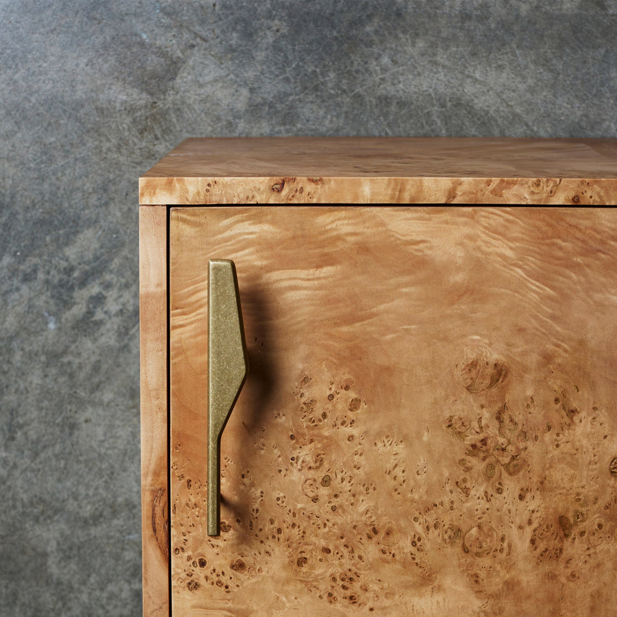 Outline_D Handle Tumbled Brass — view 3