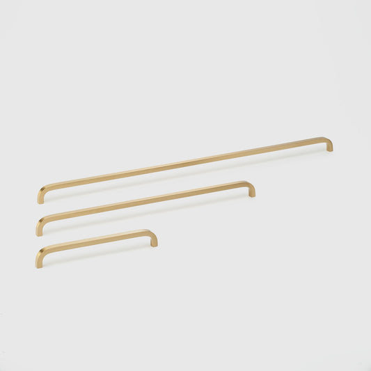 Curve Pull Brass — view 1