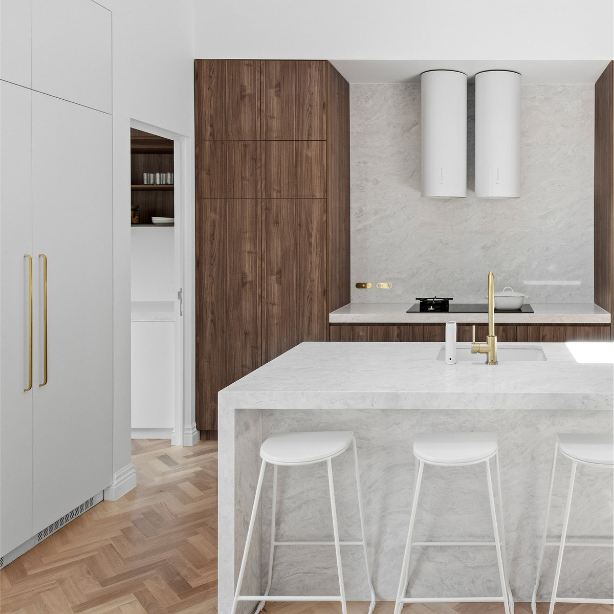 Curve Pull Brass — view 10
