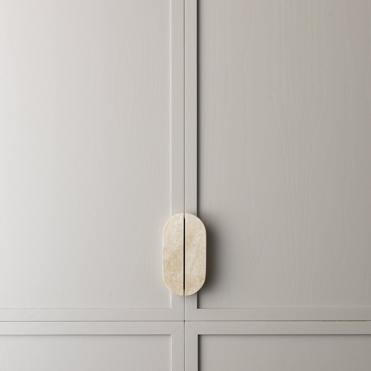 Dot Travertine Handle Small — view 9