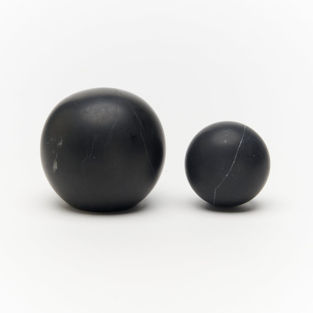 Hubble Knob Black Marble — view 3