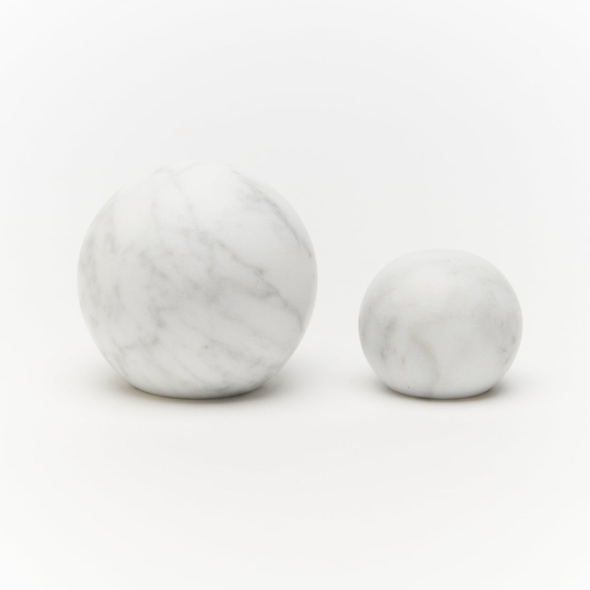 Hubble Knob Carrara Marble — view 1