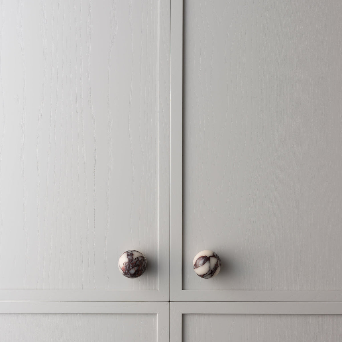 Hubble Knob Viola Marble — view 10