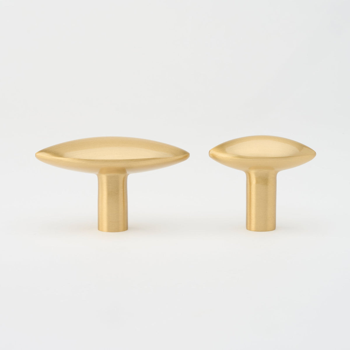 Almond Knob Brass — view 5