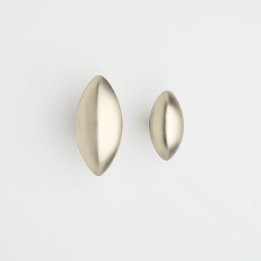 Almond Knob Nickel — view 1