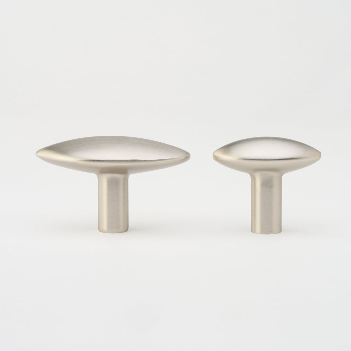 Almond Knob Nickel — view 5