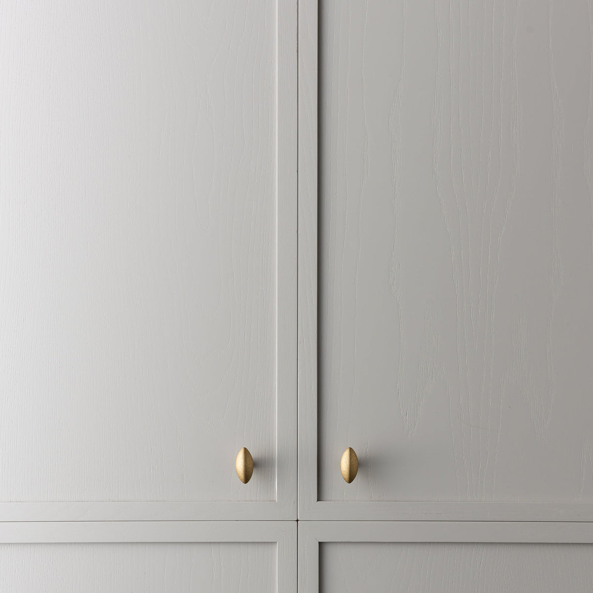 Almond Knob Tumbled Brass — view 6
