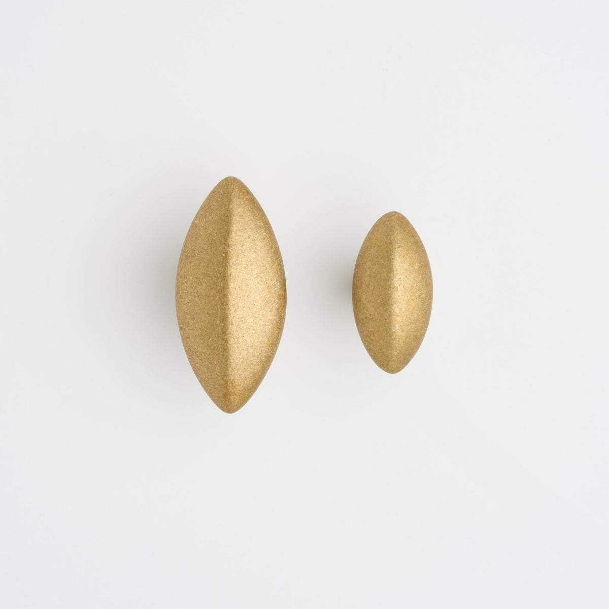 Almond Knob Tumbled Brass — view 1