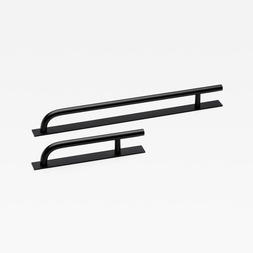 Brera with Backplate Black — view 1