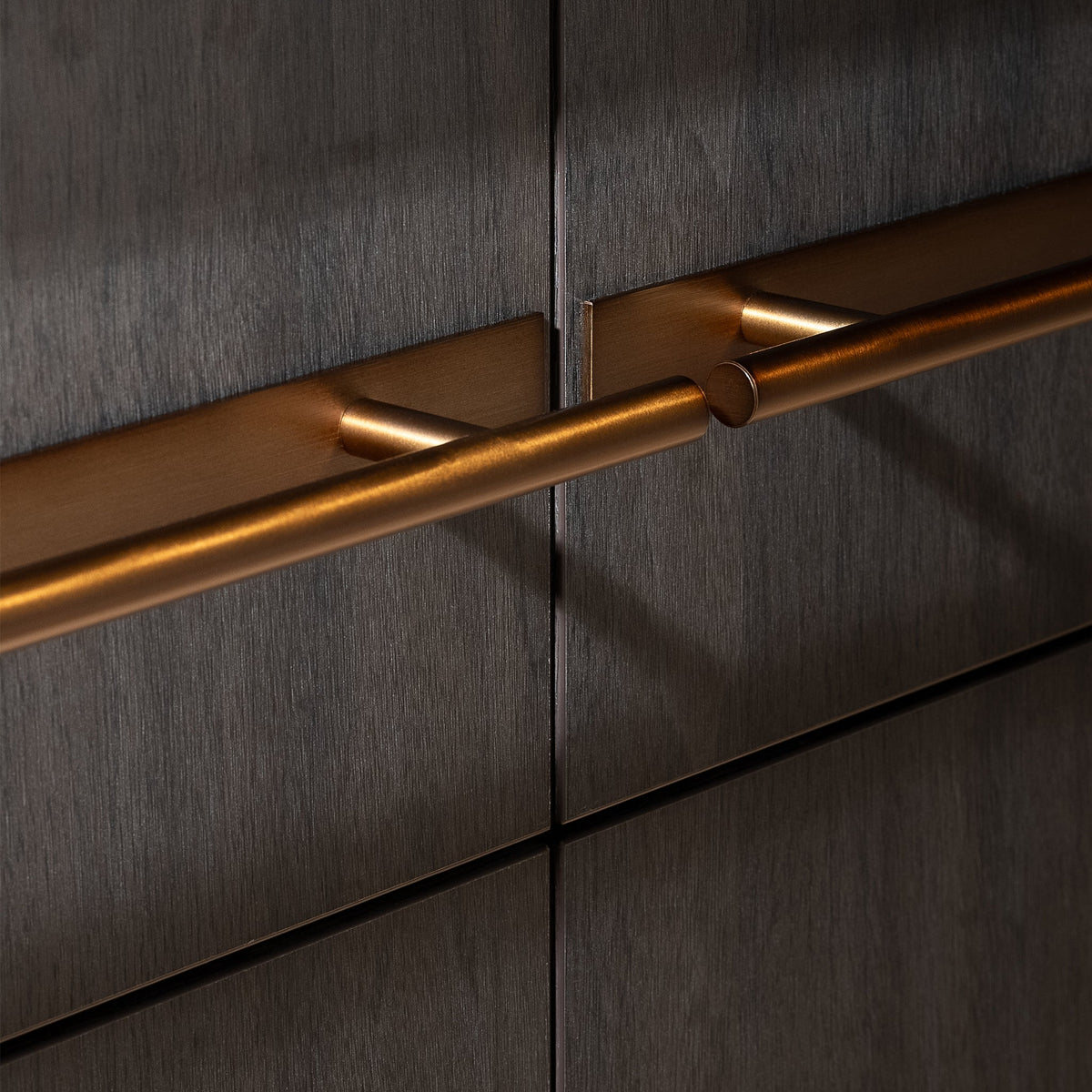 Brera with Backplate Black — view 2
