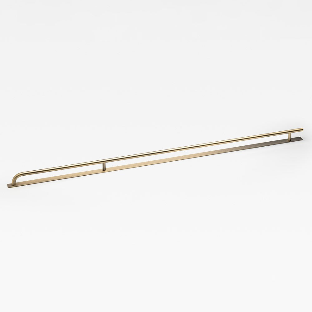 Brera with Backplate Aged Brass XL — view 1