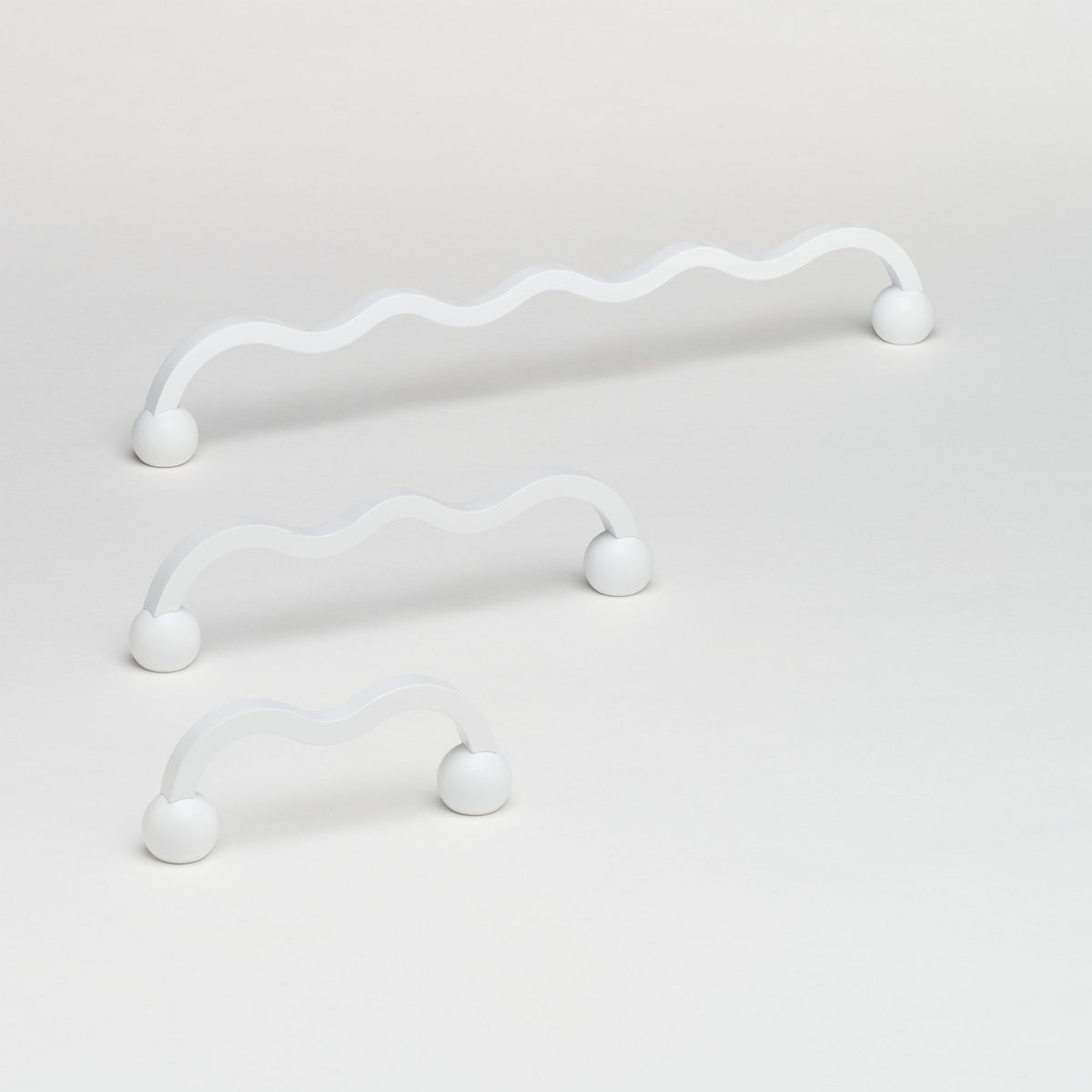 Capri Pull White — view 1