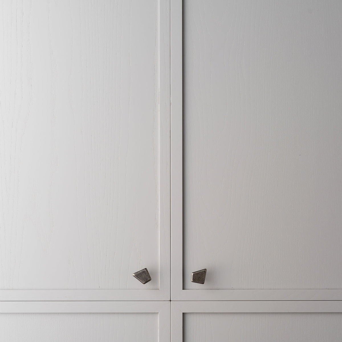 Outline_D Knob Tumbled Nickel — view 5