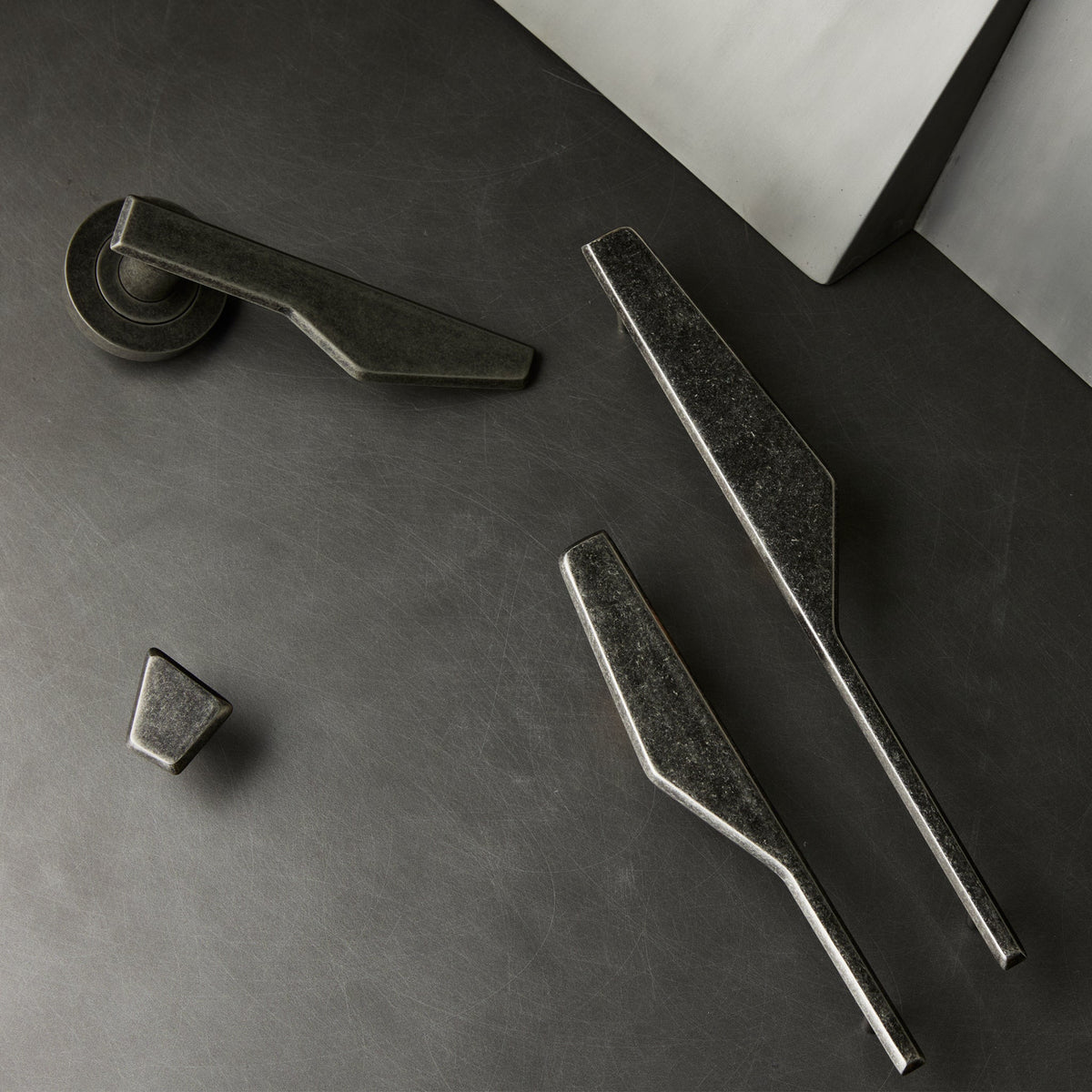 Outline_C Lever Tumbled Nickel — view 2