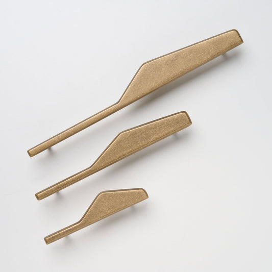 Outline_C Handle Tumbled Brass — view 1