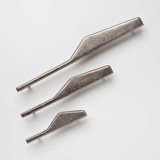 Outline_C Handle Tumbled Nickel — view 1
