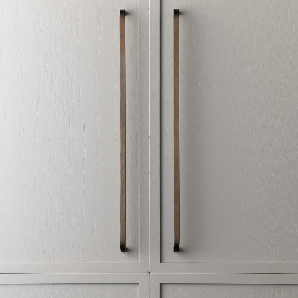 Curve Appliance Pull Oil Rubbed Bronze — view 3