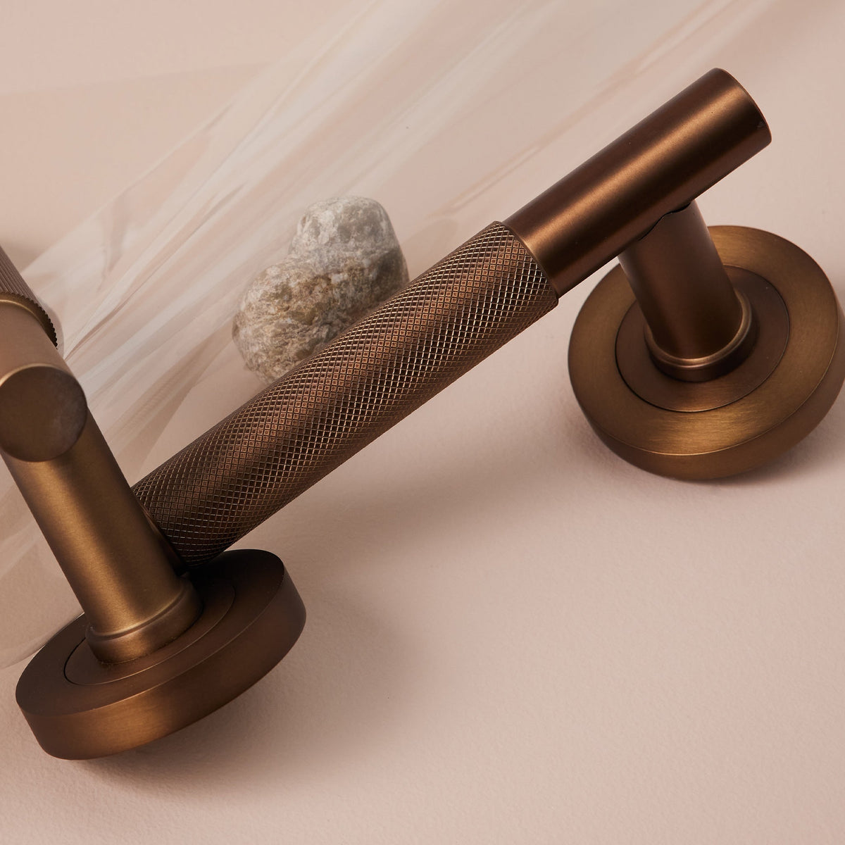 Kintore Lever Bronze — view 3