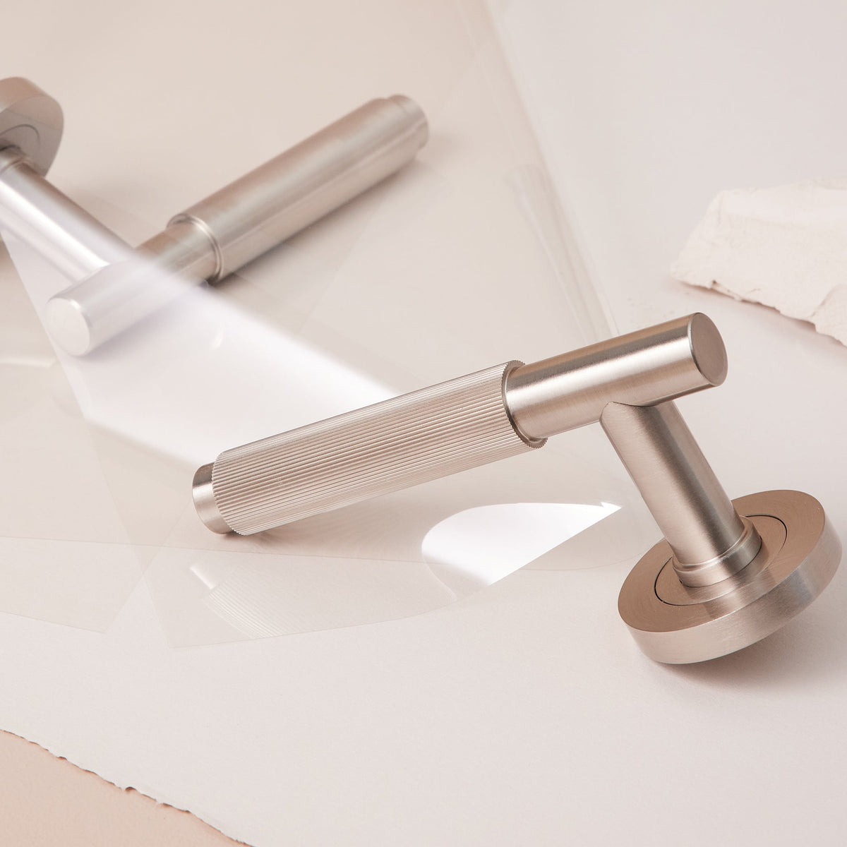 Linear Lever Nickel — view 3