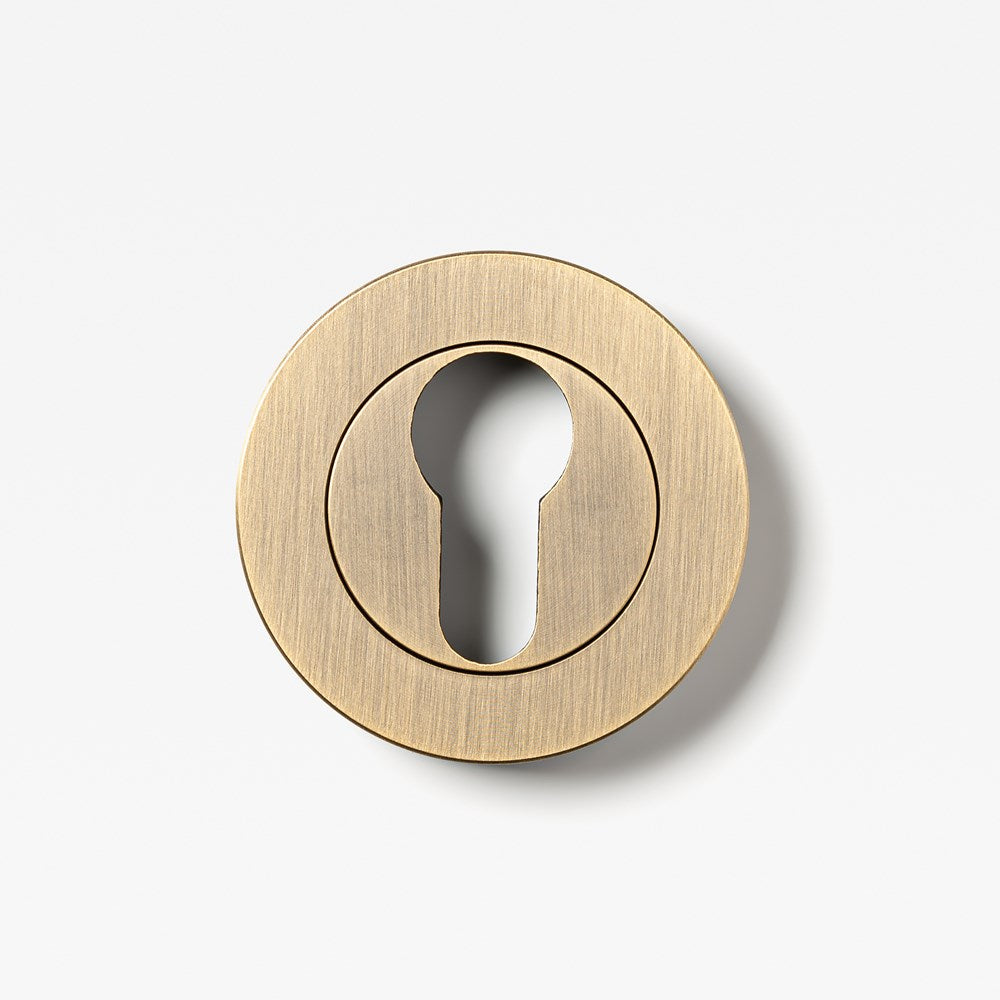 Escutcheon Euro Aged Brass — view 2