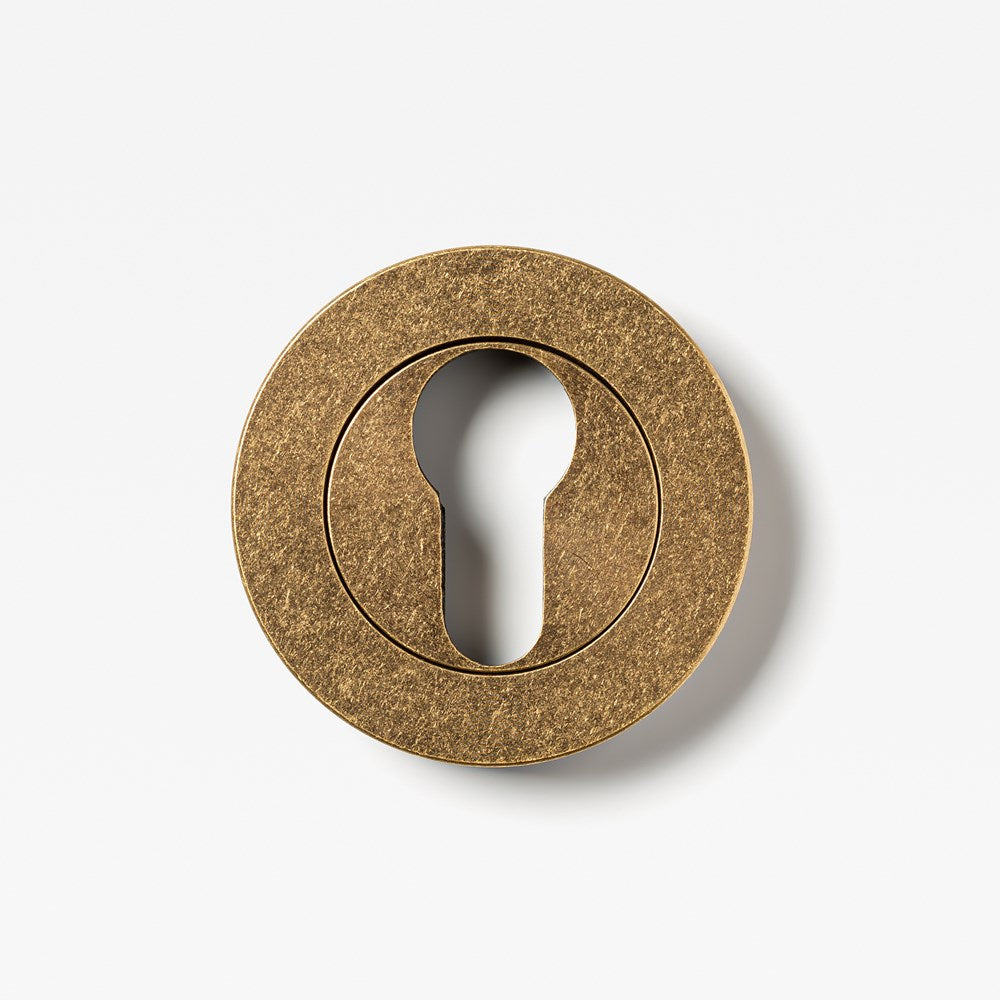 Escutcheon Euro Tumbled Brass — view 2