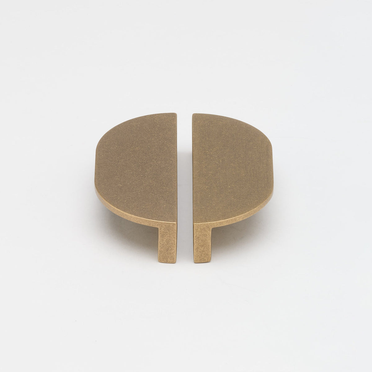 Isla Pull Tumbled Brass — view 5