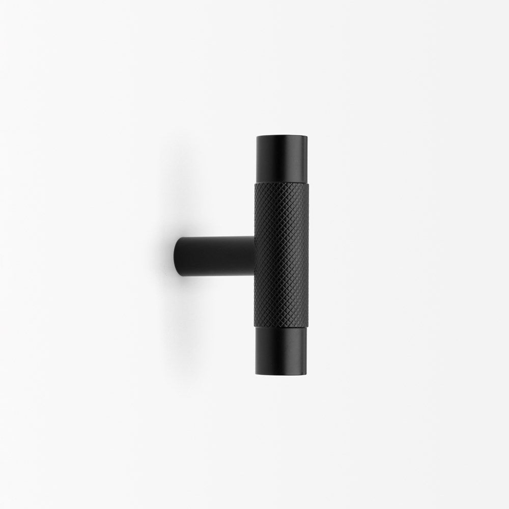 Kintore T-Pull Black — view 2