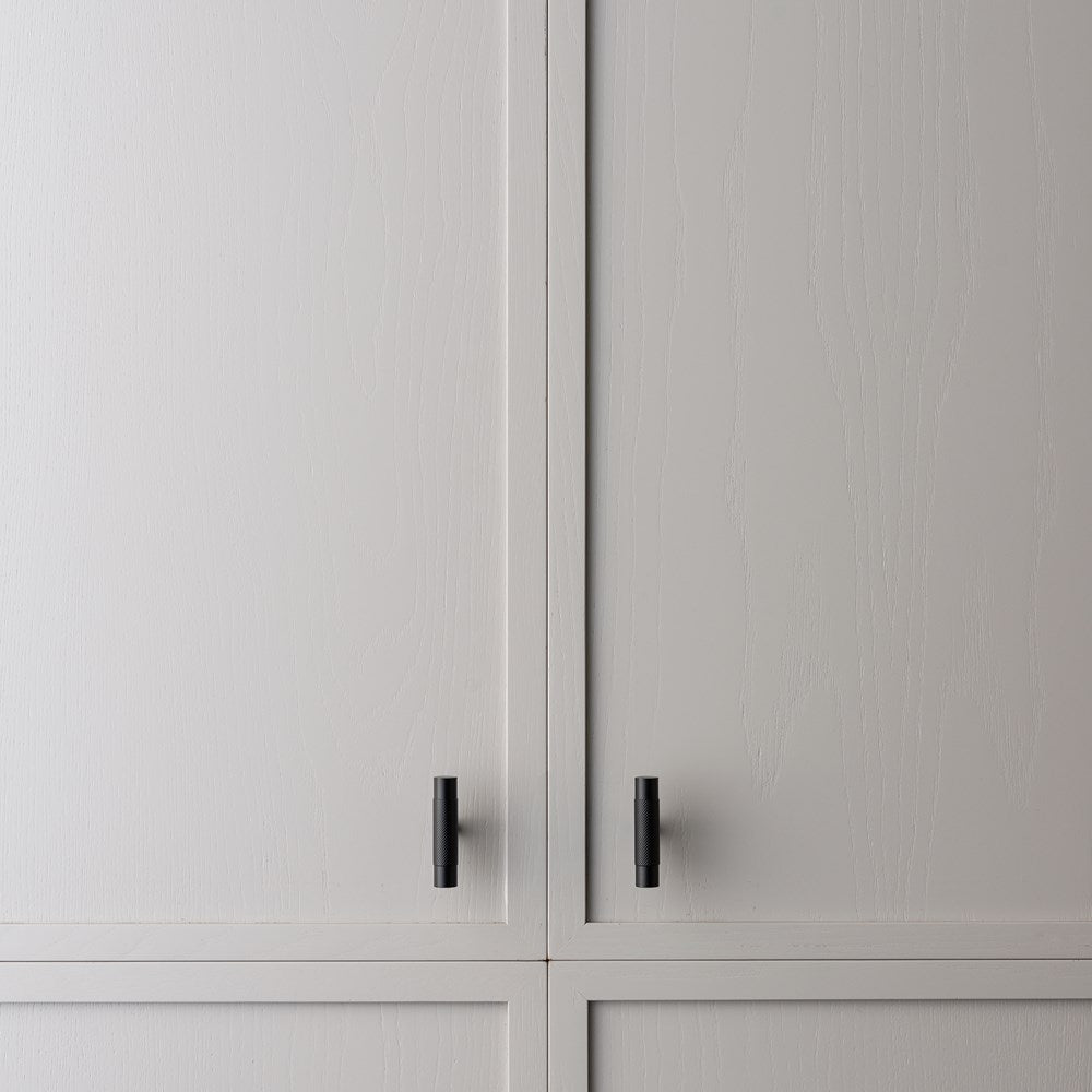 Kintore T-Pull Black — view 3