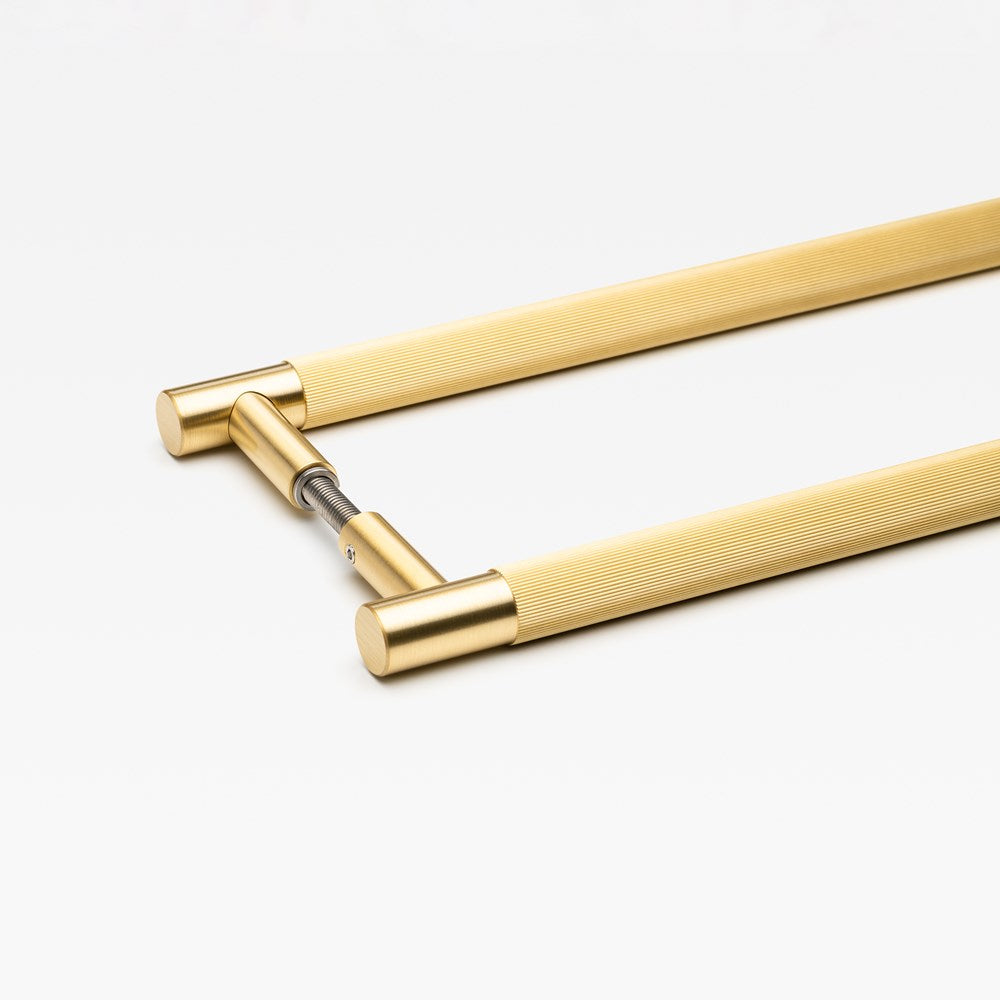 Linear Entry Pull Brass Small — view 2