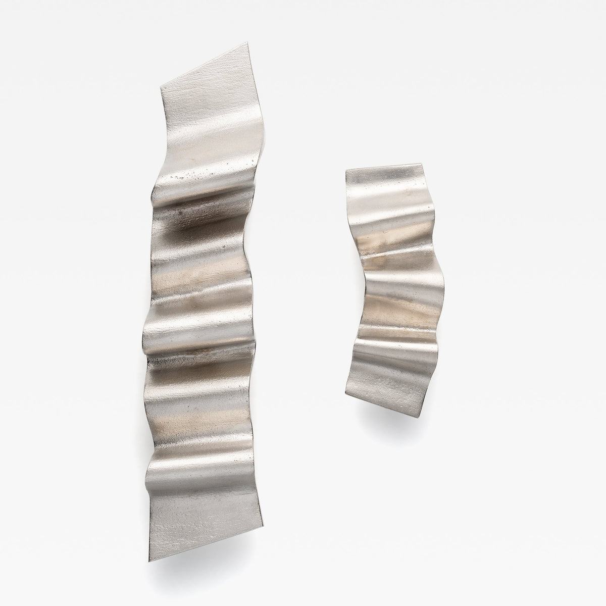 Lucia Pull Pewter — view 1