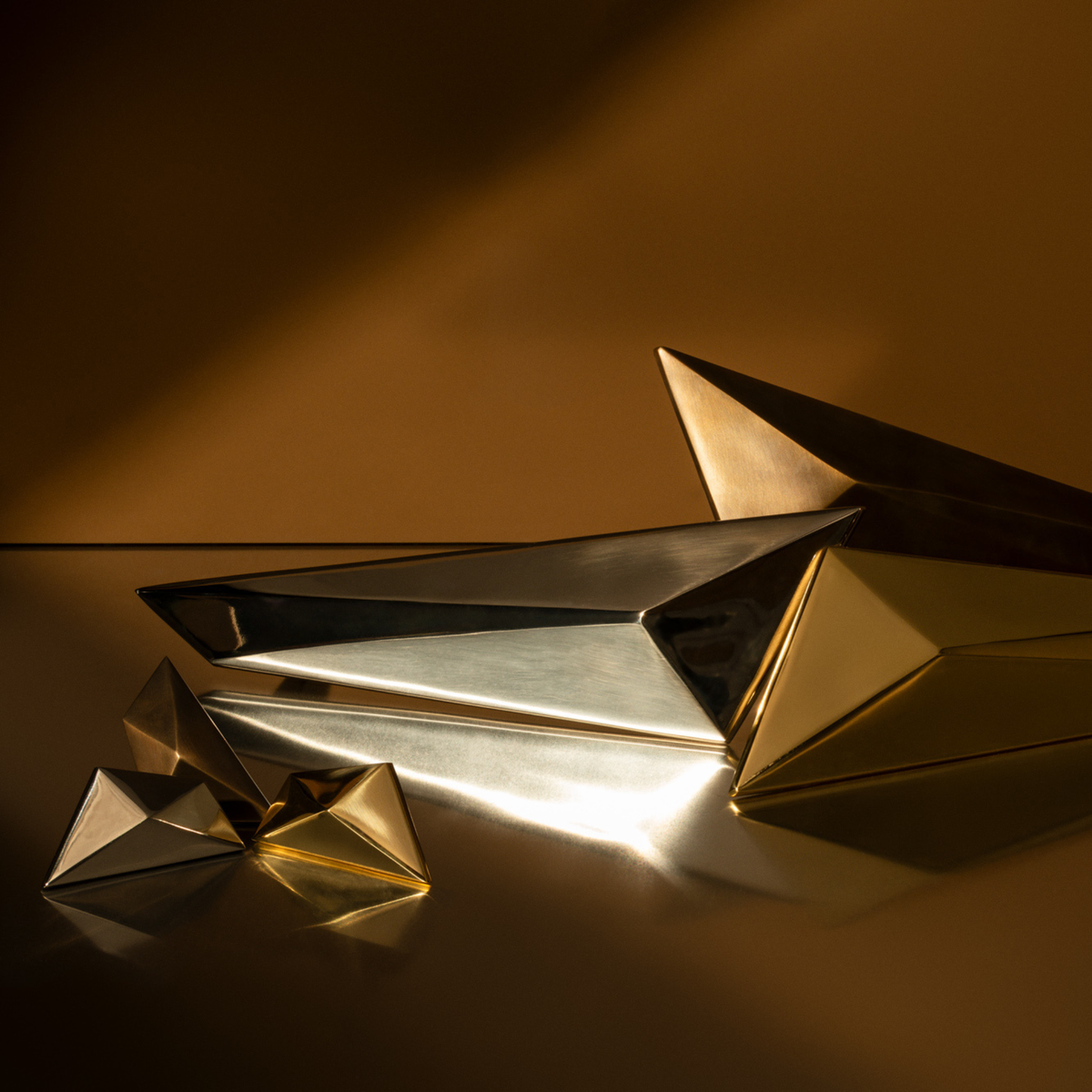Maximus Knob Polished Brass — view 7