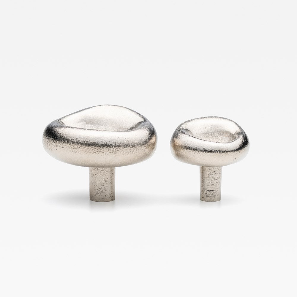 Orietta Knob Pewter — view 4