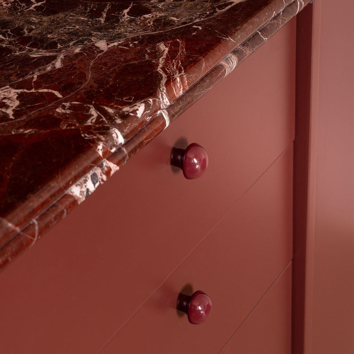 Pebble Knob Burgundy — view 2