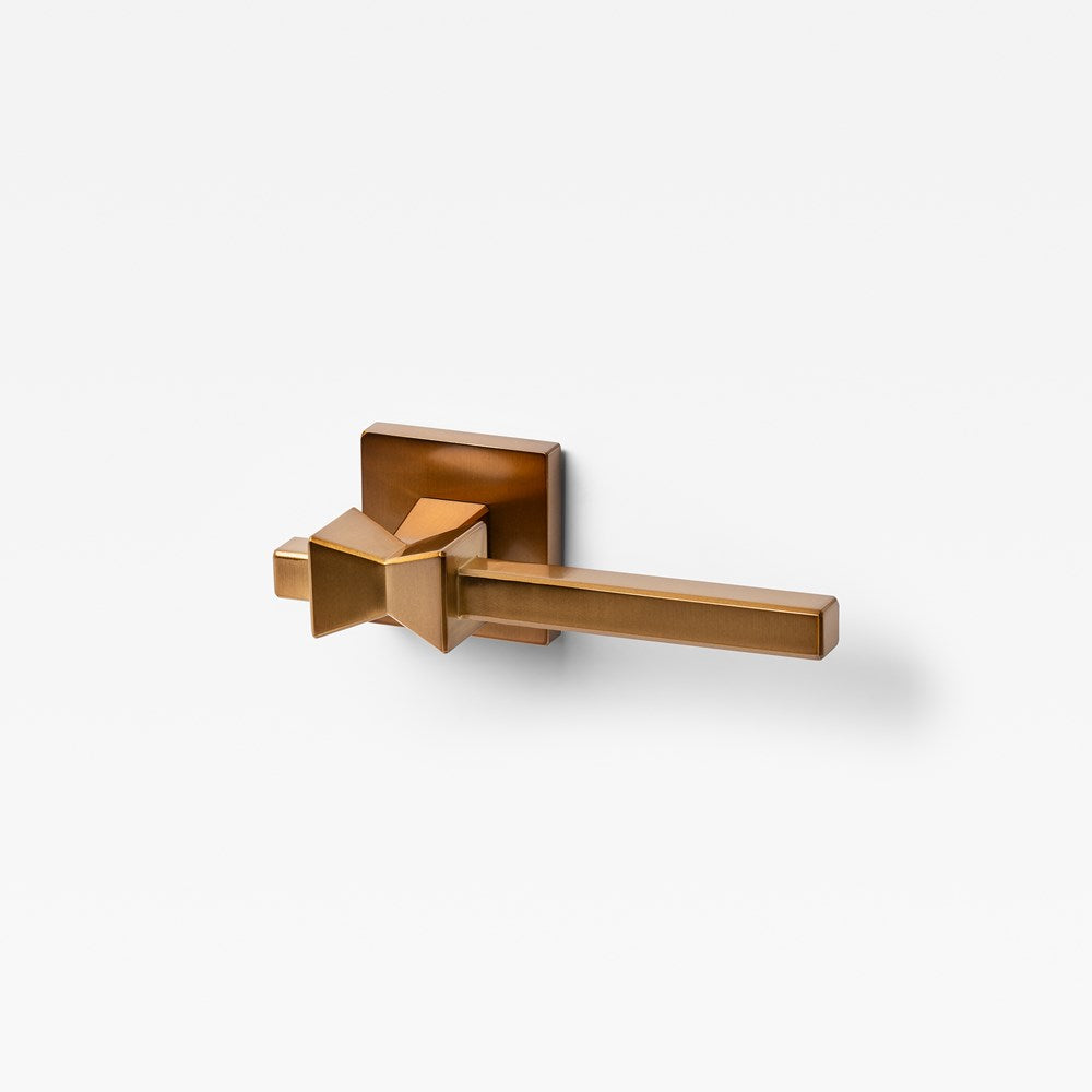 Forma Lever Bronze — view 1