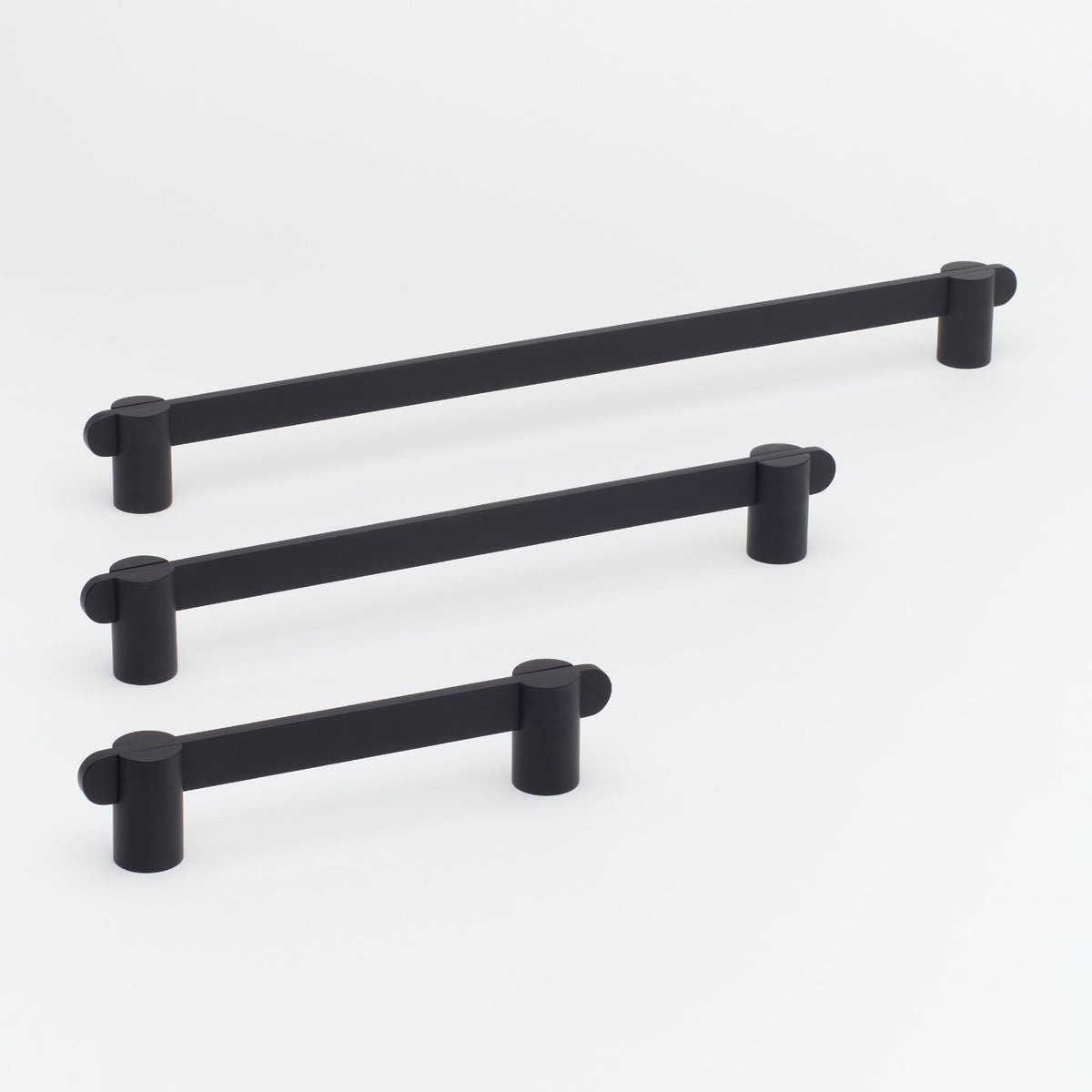 Intersect Pull Black — view 1