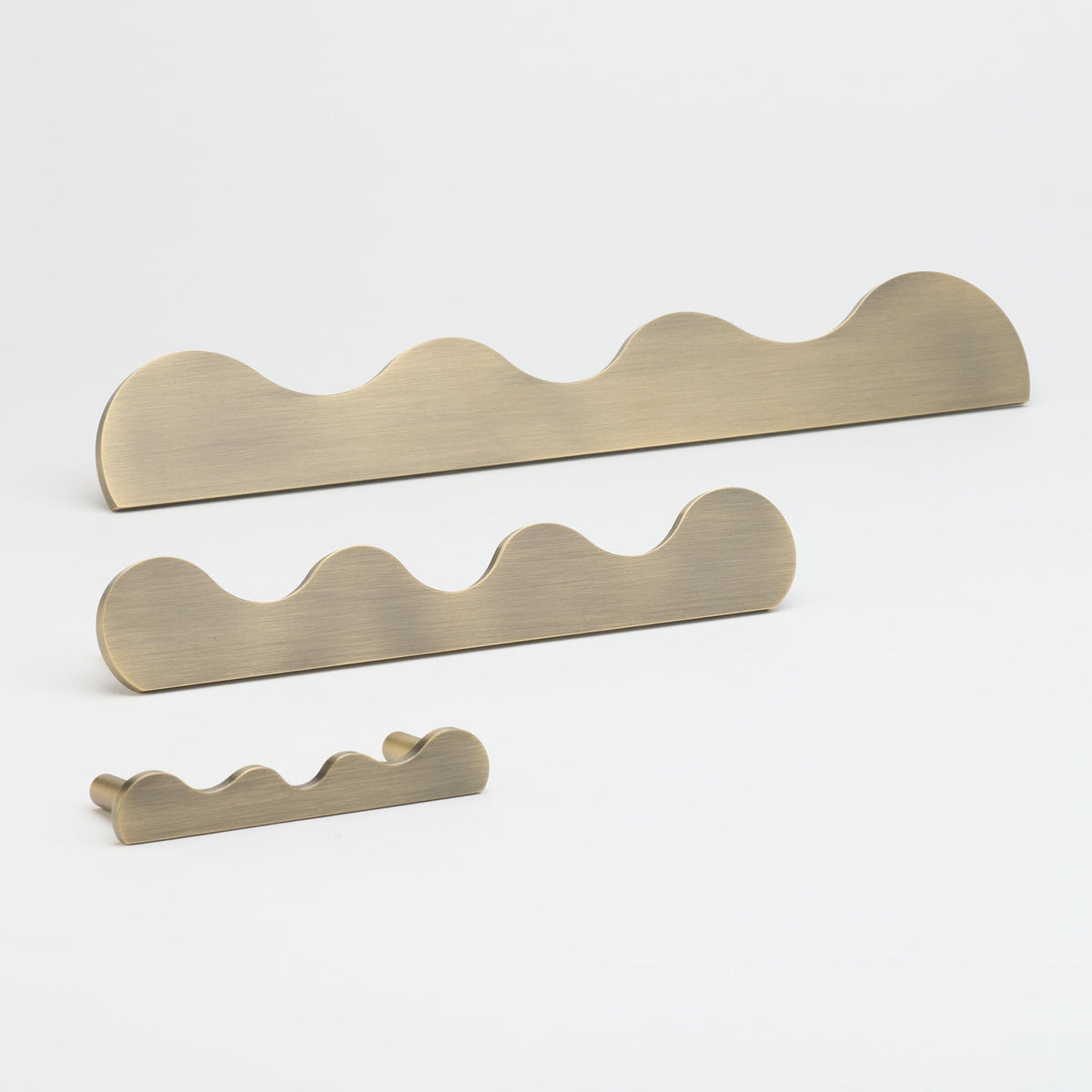 Karu Pull Aged Brass — view 1