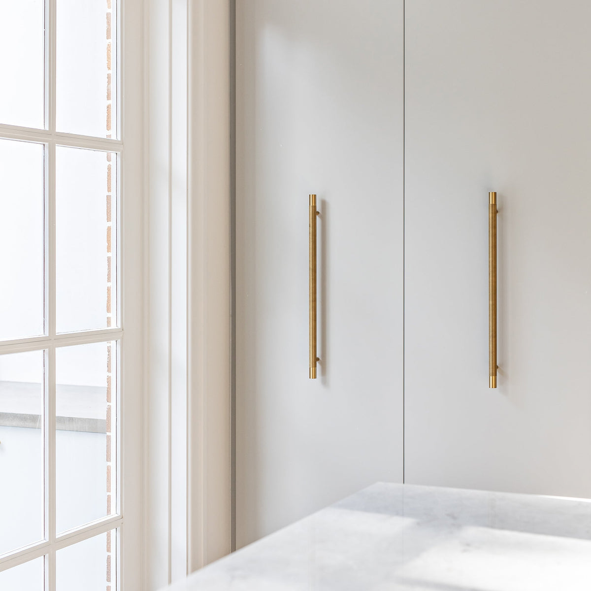 Kintore Appliance Pull Brass — view 3