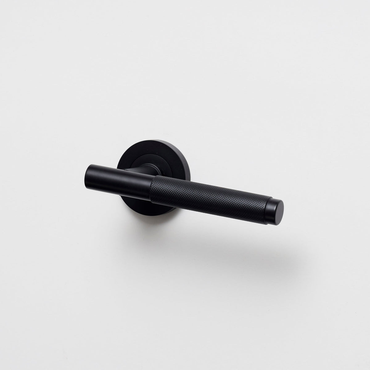 Kintore Lever Black — view 1