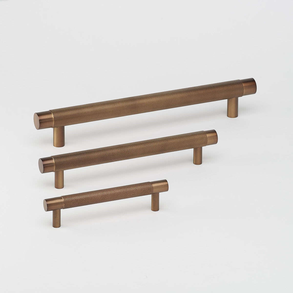 Kintore Pull Bronze — view 1