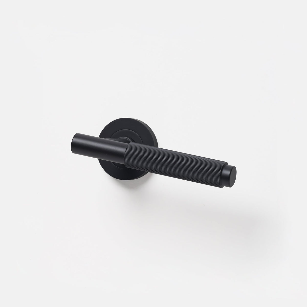 Linear Lever Black — view 1