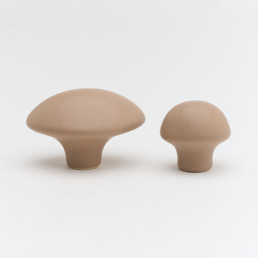 Pebble Knob Taupe — view 1