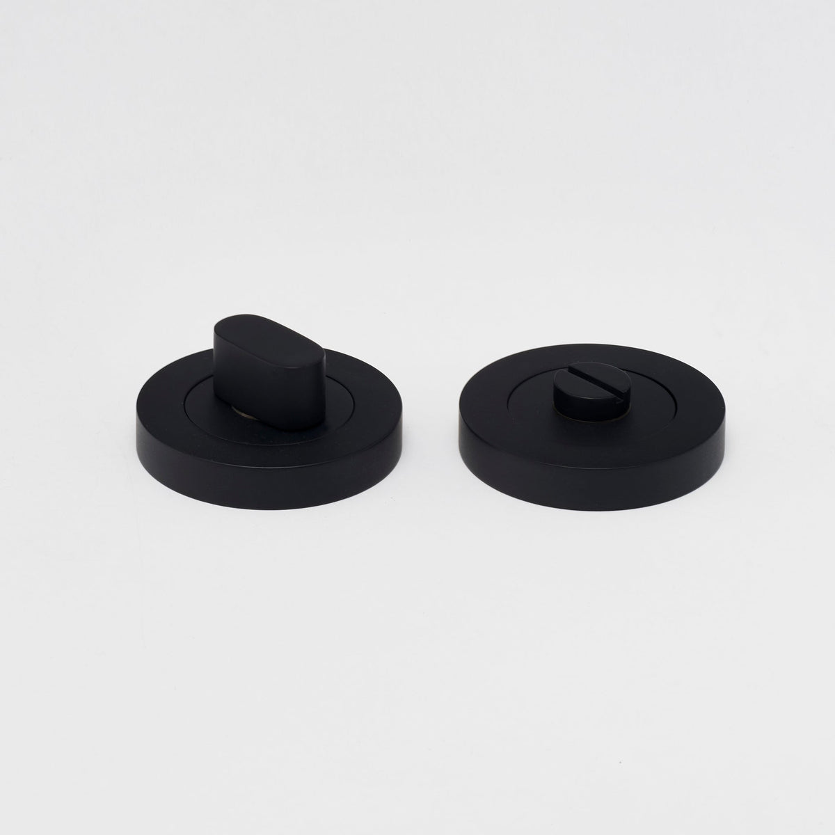 Privacy Turn Black — view 1