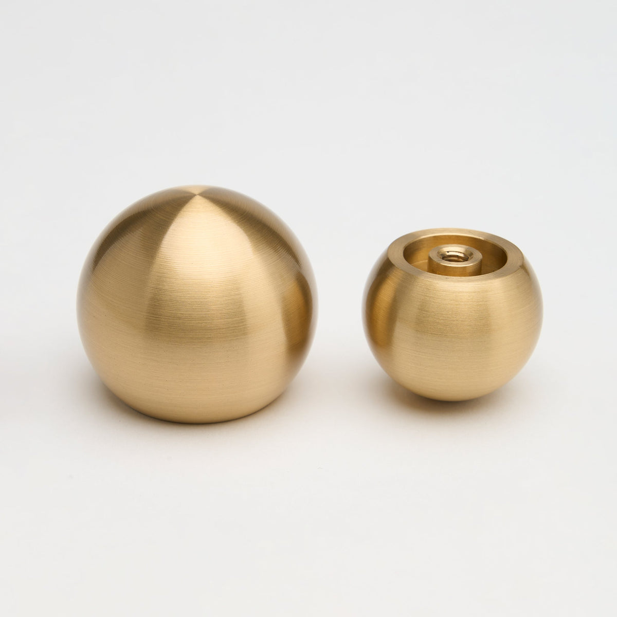 Sphere Knob Brass — view 4