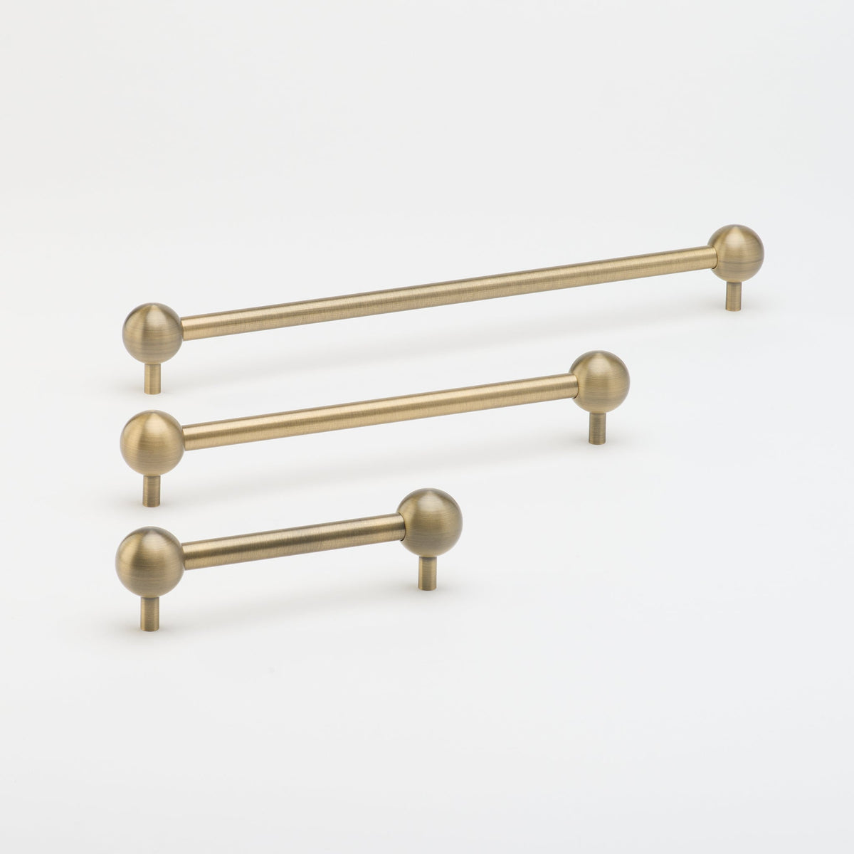 Sphere Pull Aged Brass — view 1
